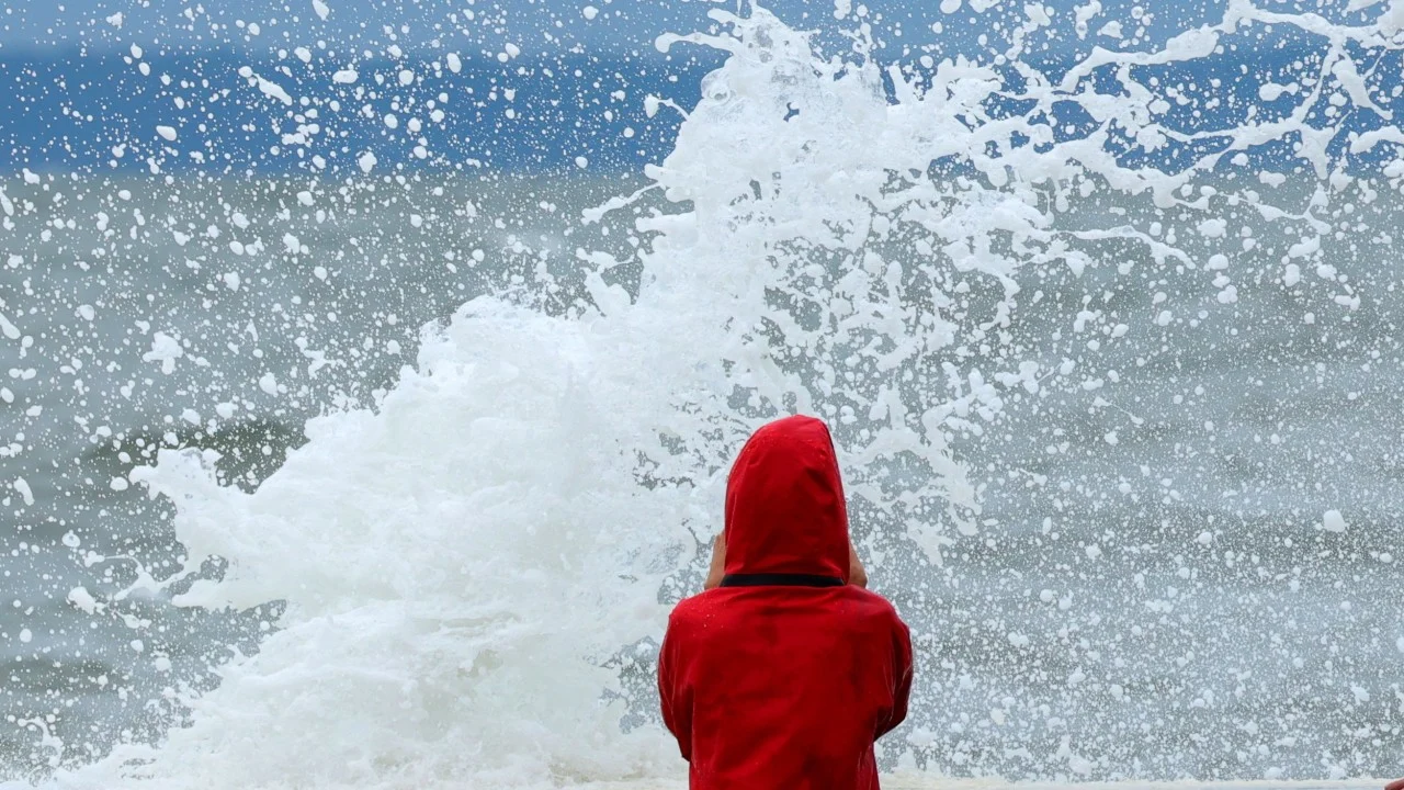 Autumn nor’easter brings flooding threat and widespread disruption to Northeast