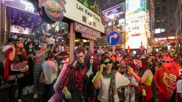 Source image accompanying Hong Kong's Early Halloween Festivities See Crowds and Business Boost