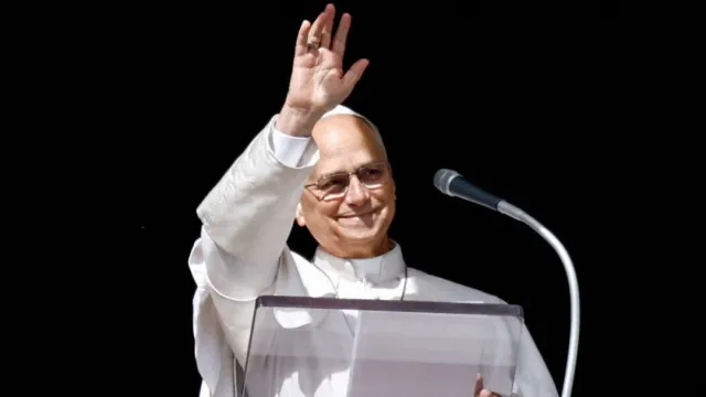 Source image accompanying Vatican Foreign Minister Notes Pope Leo's Cancer Diagnosis as a 'Game Changer'