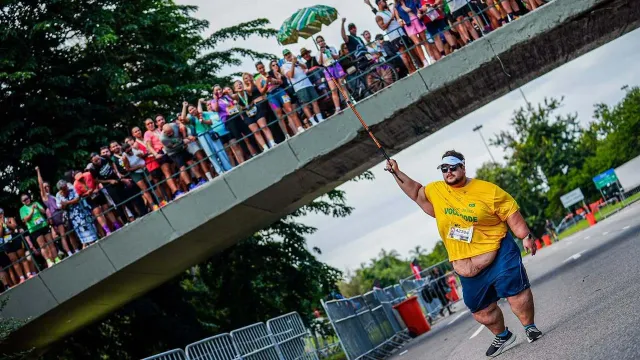 Source image accompanying Brazilian Julio Mamute's Journey: Losing Over 120kg and Conquering the Great Wall