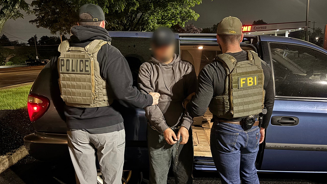 ice-arrest-philadelphia