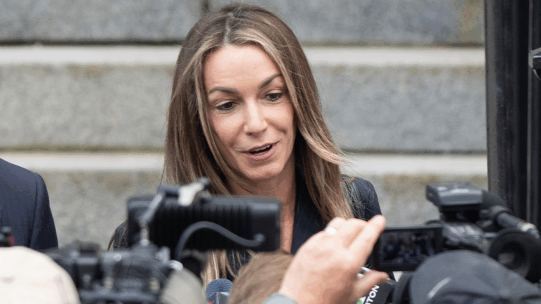 karen-read-outside-court