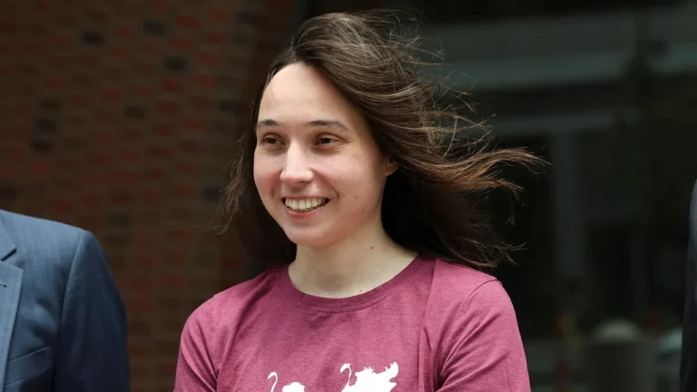 kseniia-petrova-harvard-university-arrest-biological-smuggling_04