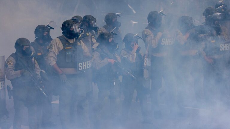 los-angeles-immigration-ice-protests_01