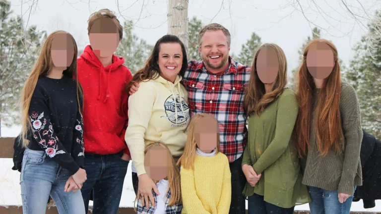Angela-and-James-Toliver-Craig-with-children-blurred