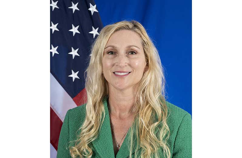Nicole-Theriot