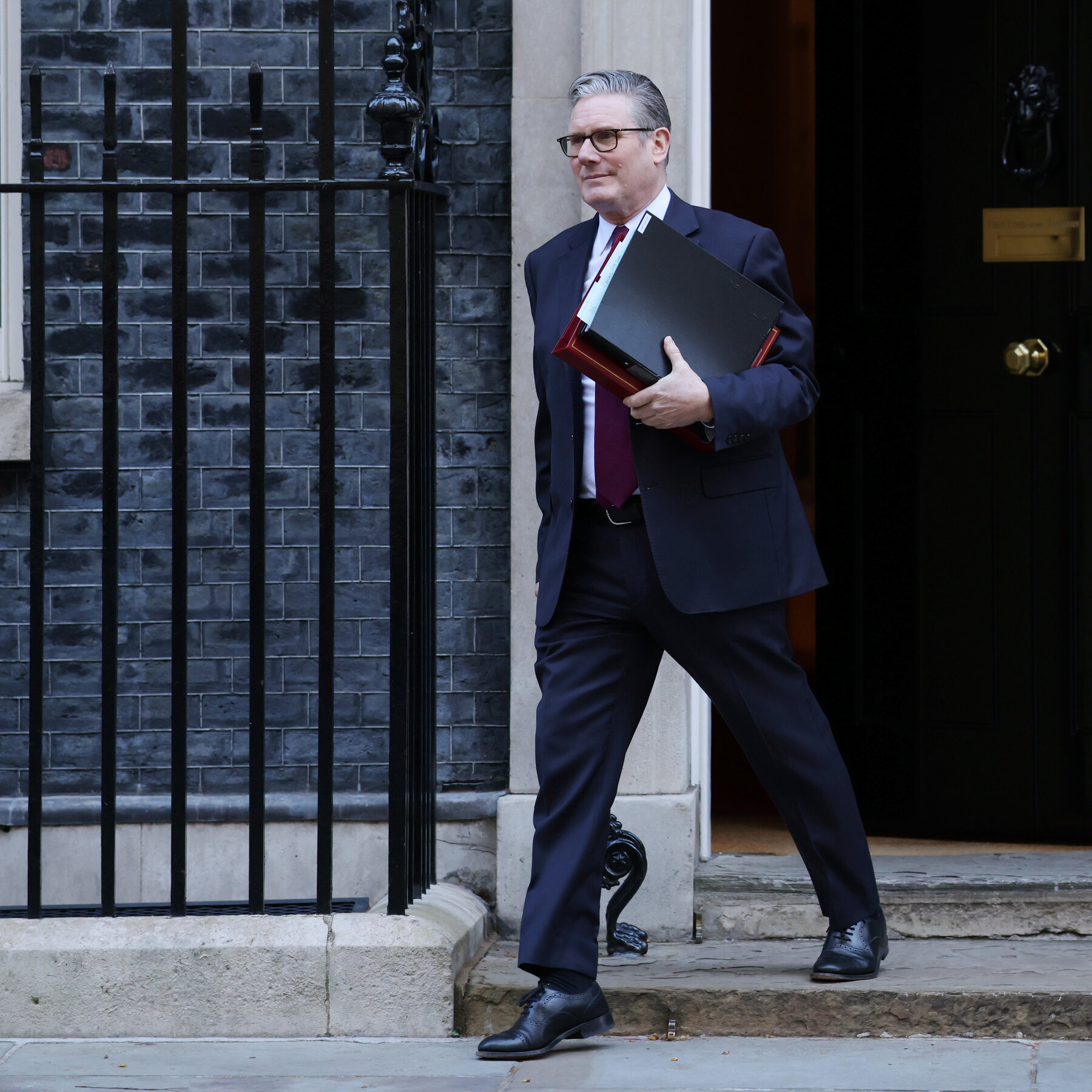 20int-uk-starmer-01-fwmt-mediumSquareAt3X