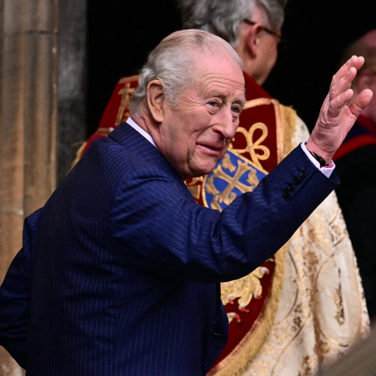 22dc-charles-vtmw-mediumSquareAt3X