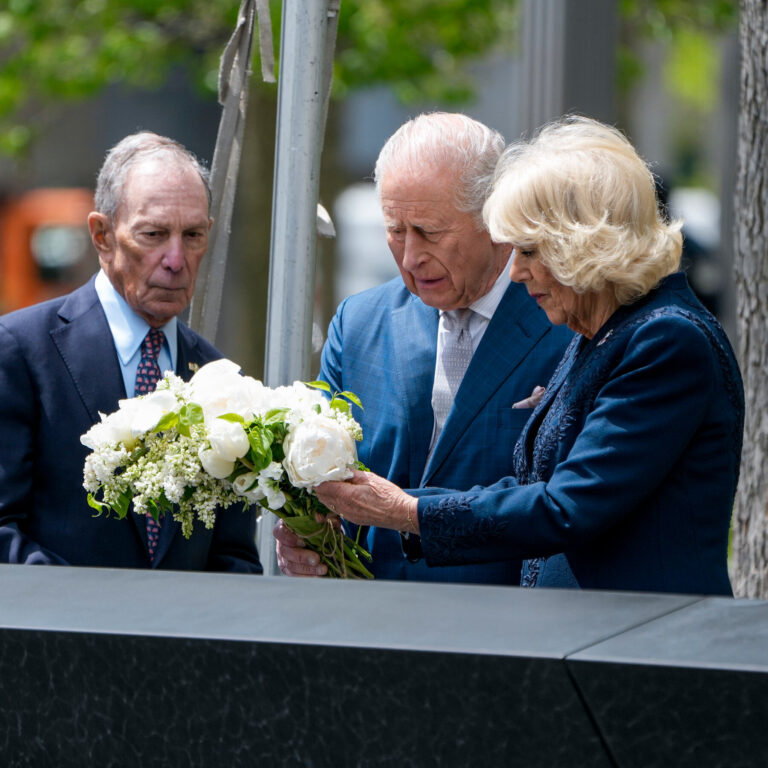 29met-royal-visit-1-mediumSquareAt3X