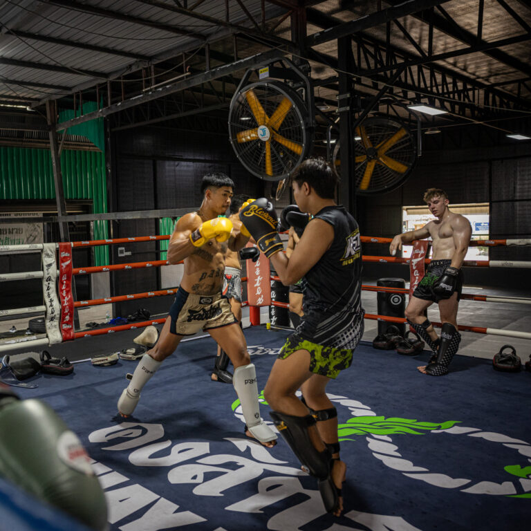 00int-thailand-muaythai-visa-01-qlcz-mediumSquareAt3X