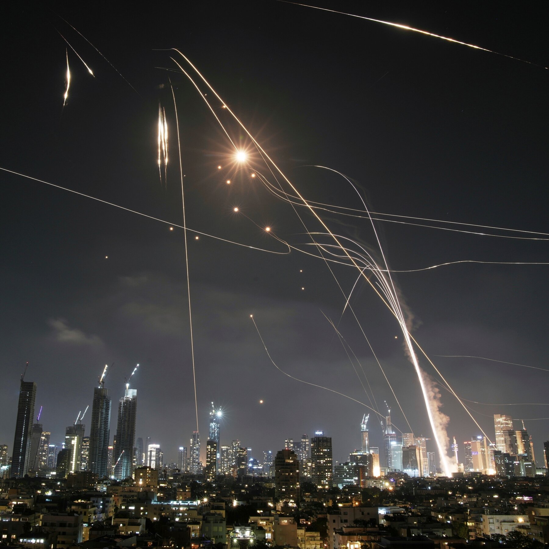 01int-UAE-IronDome-01-bghv-mediumSquareAt3X