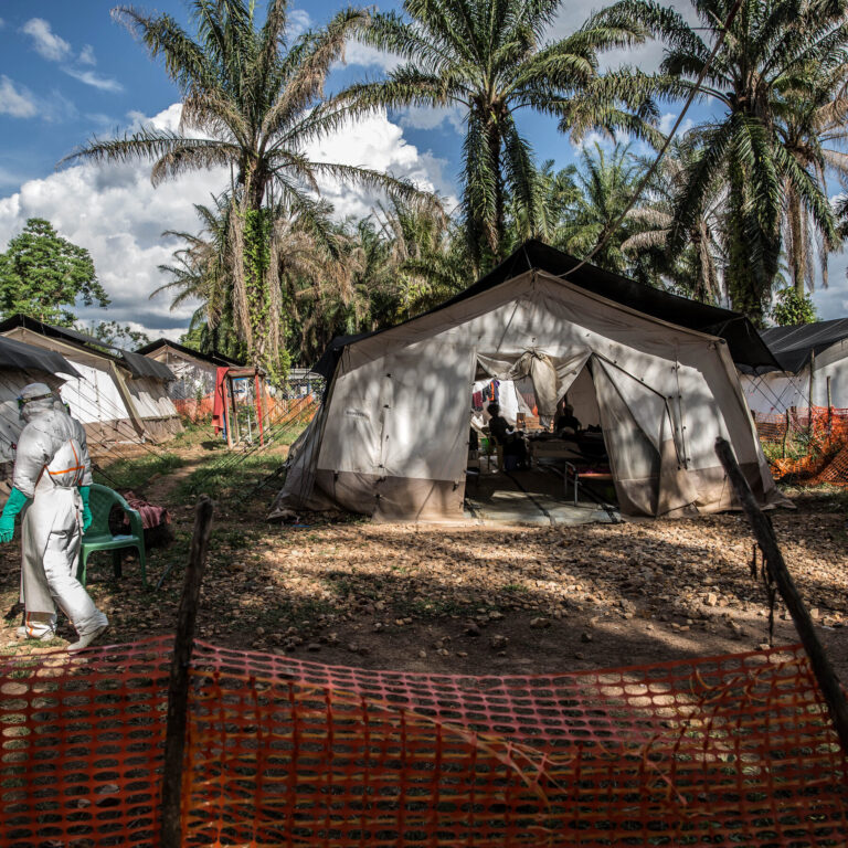 15int-congo-ebola-hlgw-mediumSquareAt3X