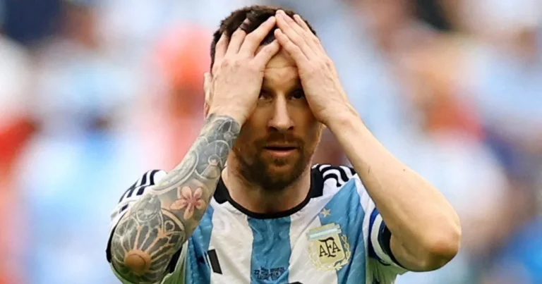 2022-11-22T214521Z_2010475262_UP1EIBM0X1FC6_RTRMADP_3_SOCCER-WORLDCUP-ARG-SAU-REPORT-1778935022
