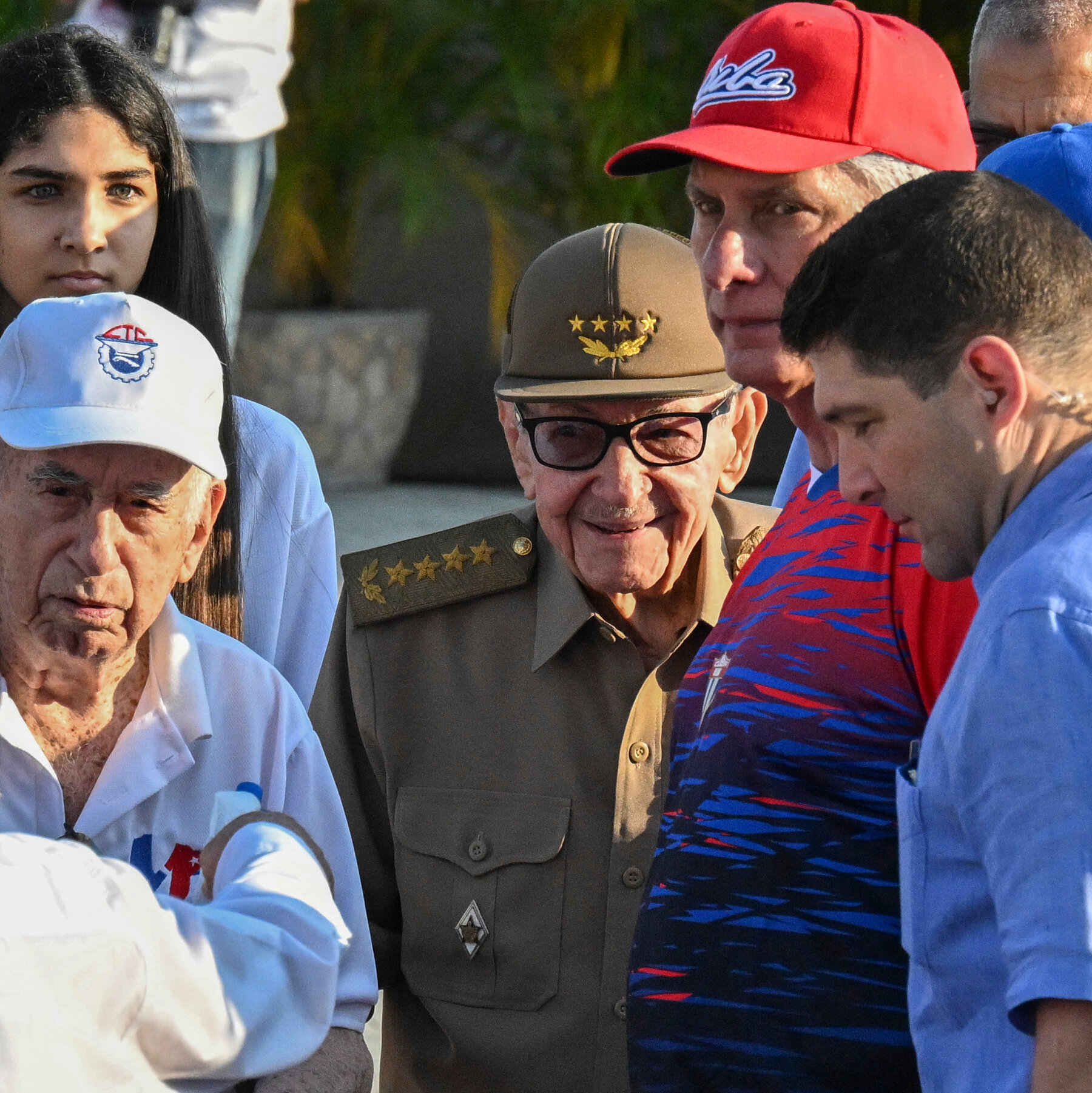 21int-cuba-raul-castro01-photo-kwgj-mediumSquareAt3X