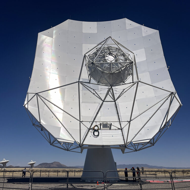 22SCI-RADIO-ARRAYS-tmcj-mediumSquareAt3X