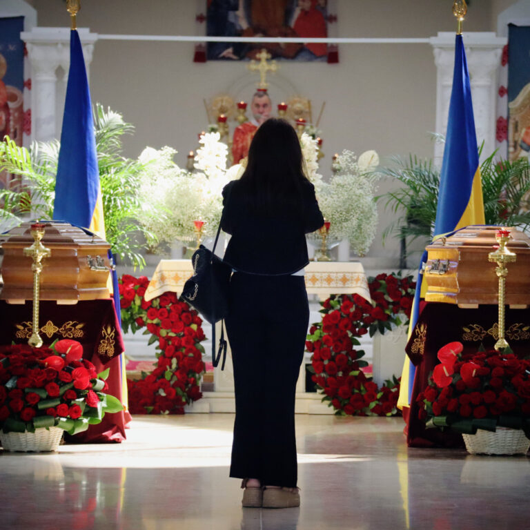 24-int-ukraine-reburial-mediumSquareAt3X
