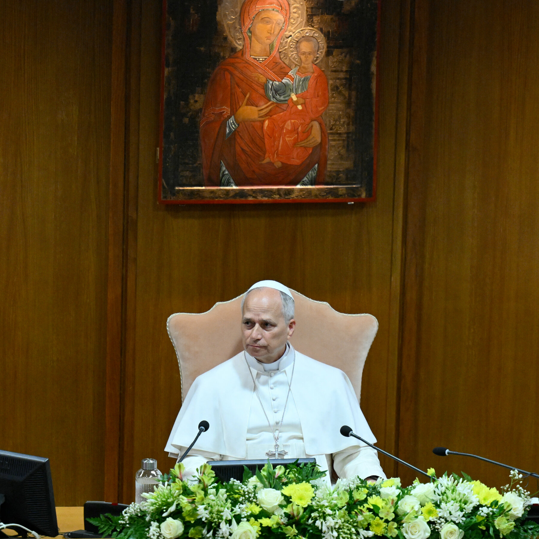 25int-pope-encyclical-HFO-01-ktvm-mediumSquareAt3X