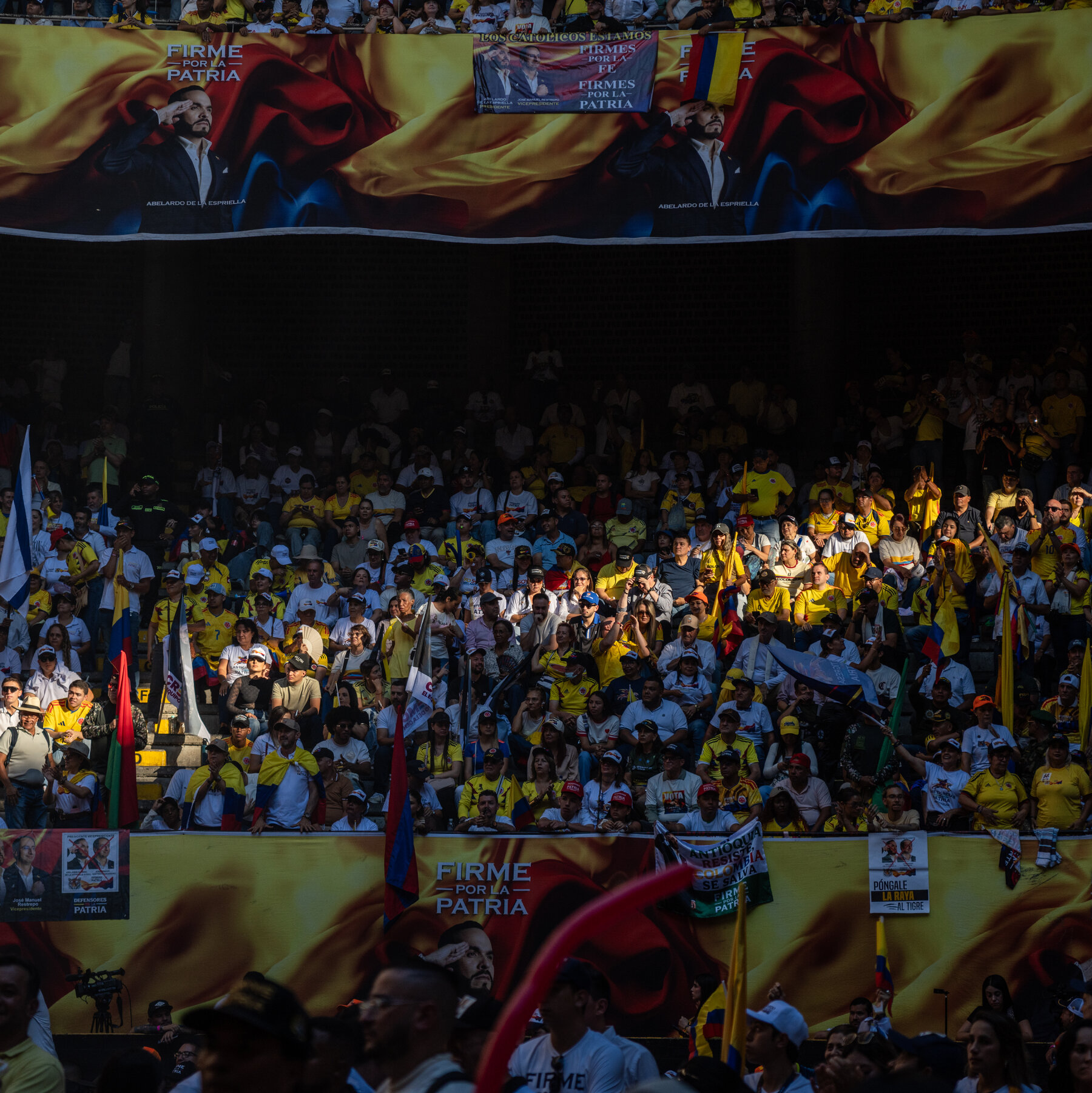 31int-colombia-wtk-lmph-mediumSquareAt3X