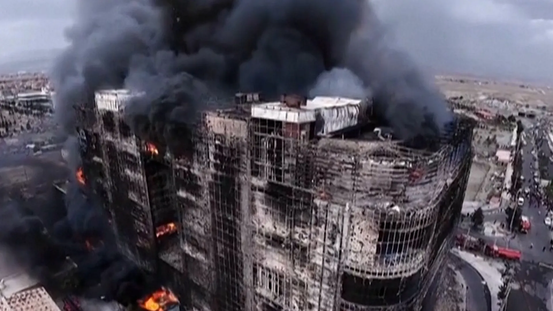 Tehran-shopping-centre-fire-horizontal-thumb-1778055762