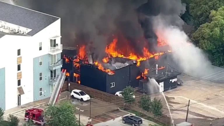 dallas-fire-explosion-001