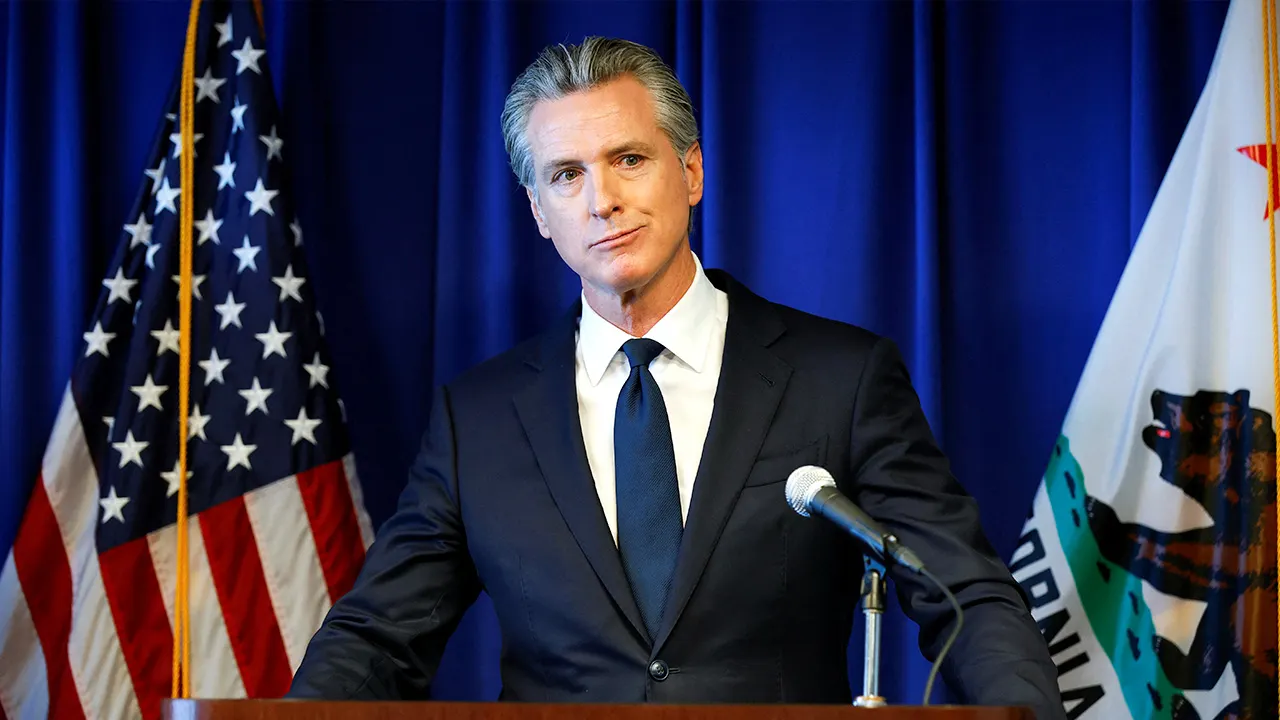 gavin-newsom-podium