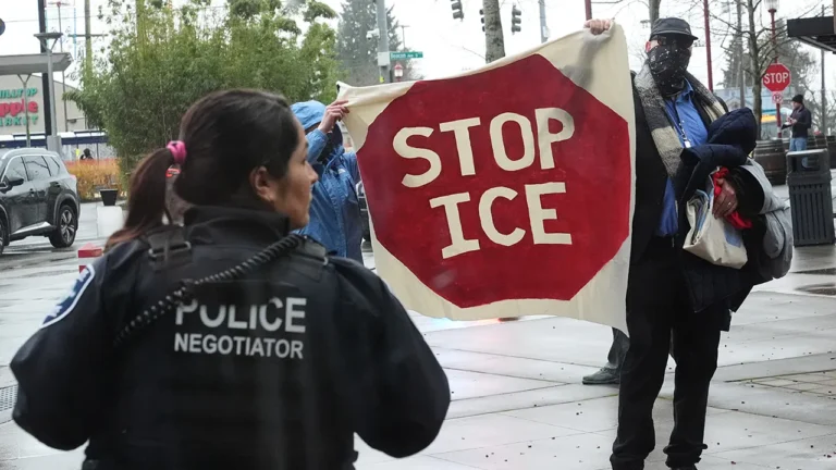 ice-protesters-033026-1