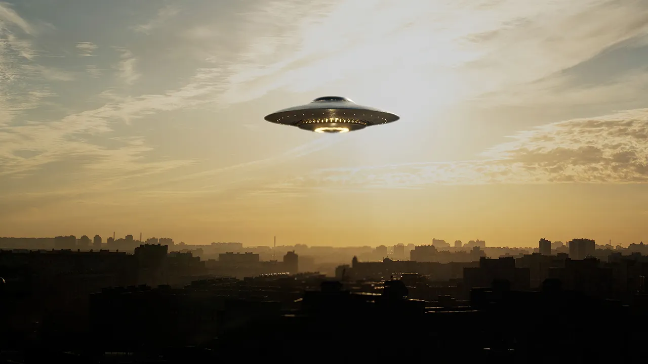 ufo-uap-space-alien