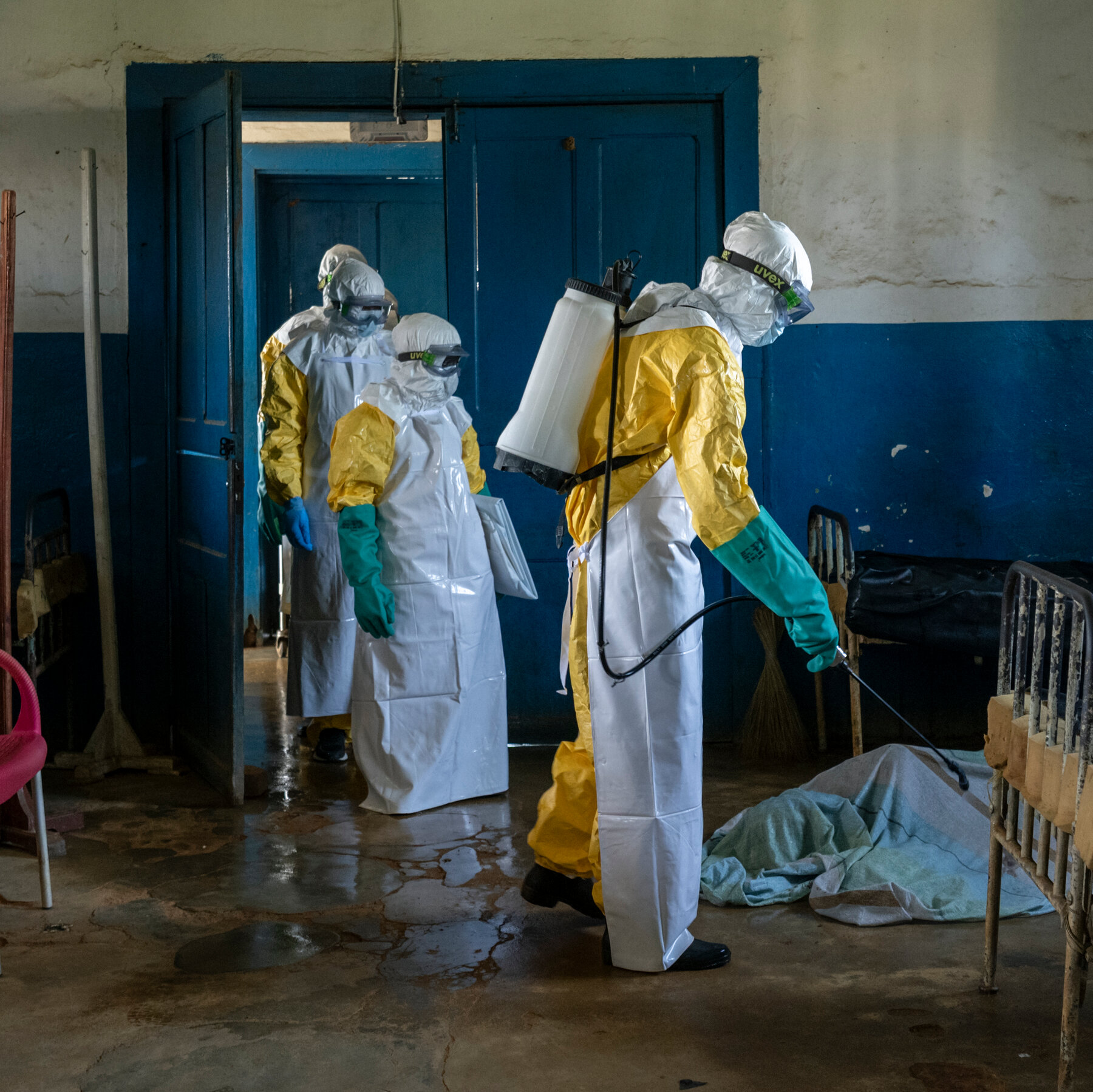 02int-theworld-ebola-01-pbqj-promo-mediumSquareAt3X