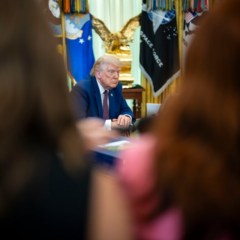 03mideast-trump-remarks1-vwgk-mediumSquareAt3X