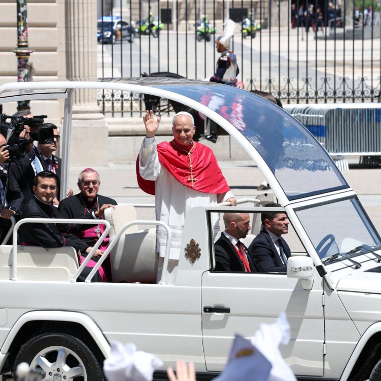 06int-pope-spain-chzb-mediumSquareAt3X