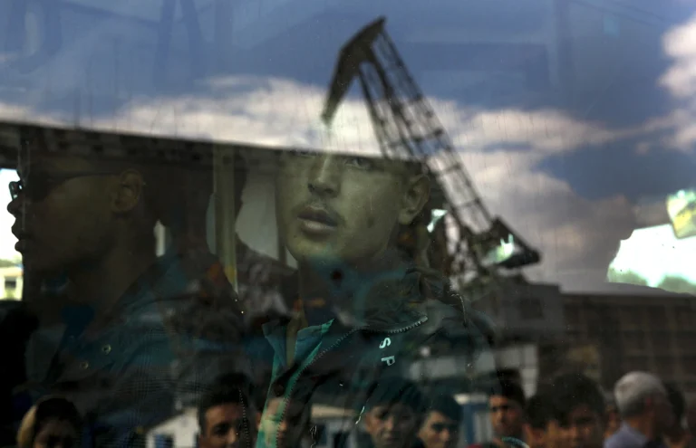 2025-09-25T182136Z_1550923321_RC26ZGADI1JM_RTRMADP_3_REUTERS-40ANNIVERSARY-1780306369