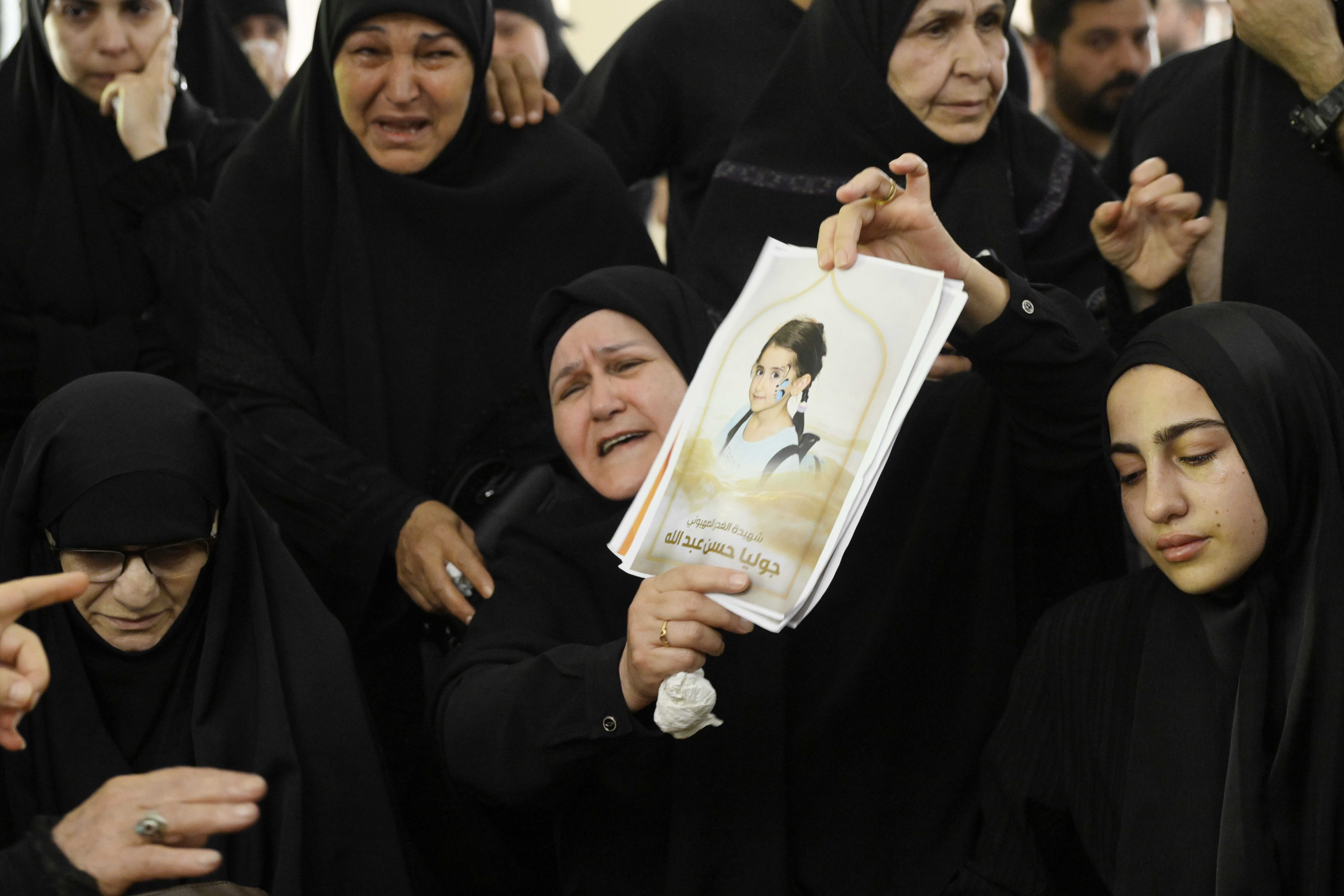 Funeral ceremony held in Wardaniyeh for a family of six