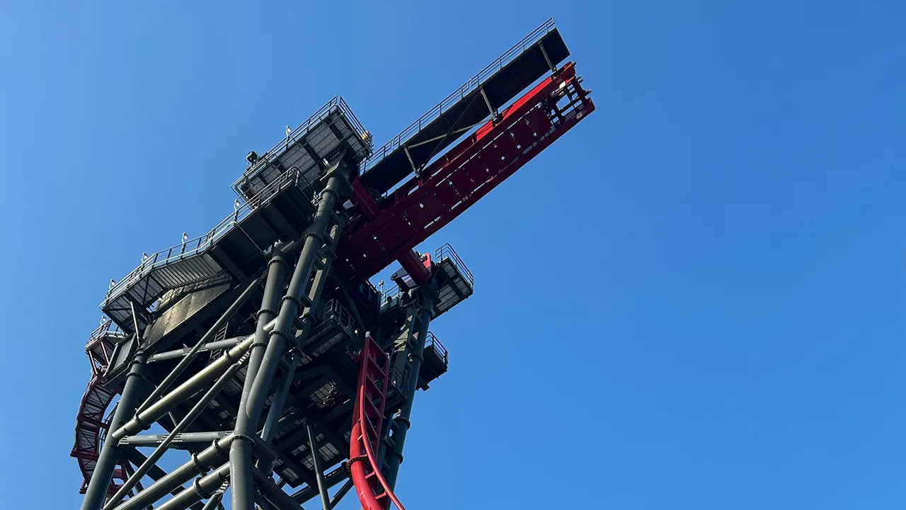 cedar-point-sirens-curse-roller-coaster