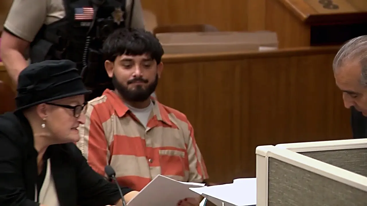 joaquin-escoto-smiles-court-modesto-triple-murder-case
