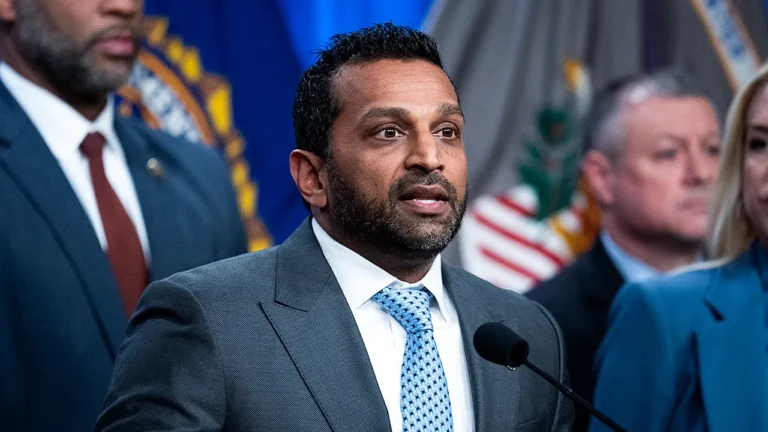 kash-patel-says-fbi-investigating-anti-ice-signal-group-chat-fox-news-001