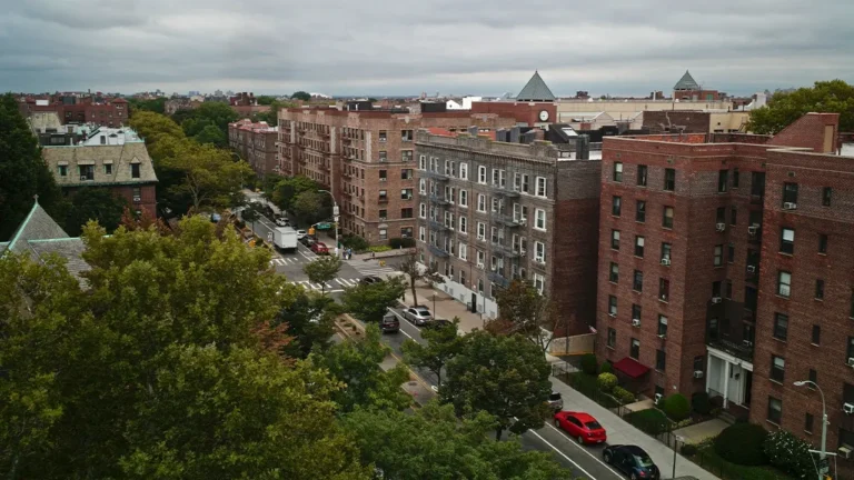 nyc-apartment-buildings